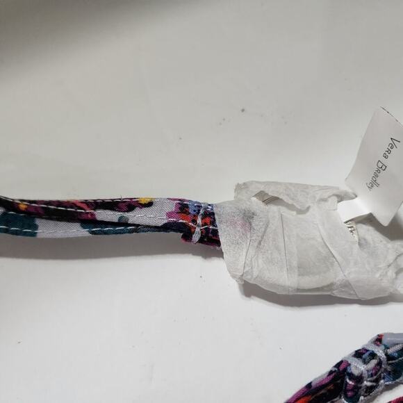 Vera Bradley Petite Neon‎ Blooms Breakaway Lanyard new! - Picture 2 of 7